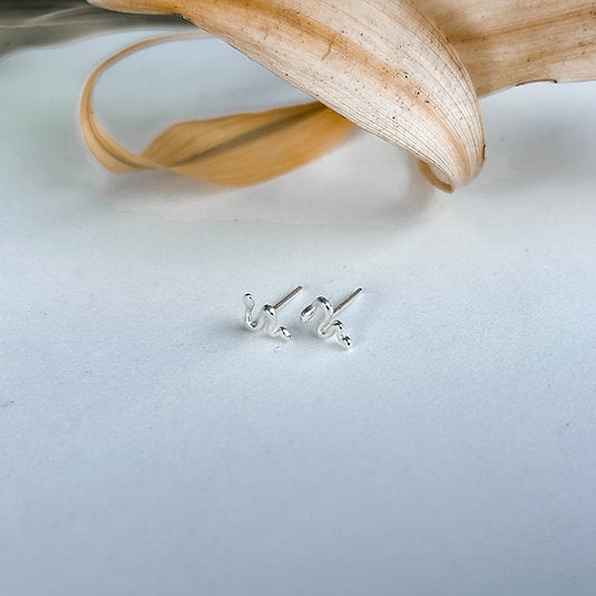 Brinco Cobra LifeCharm em Prata 925: Charme Ousado e Sofisticado