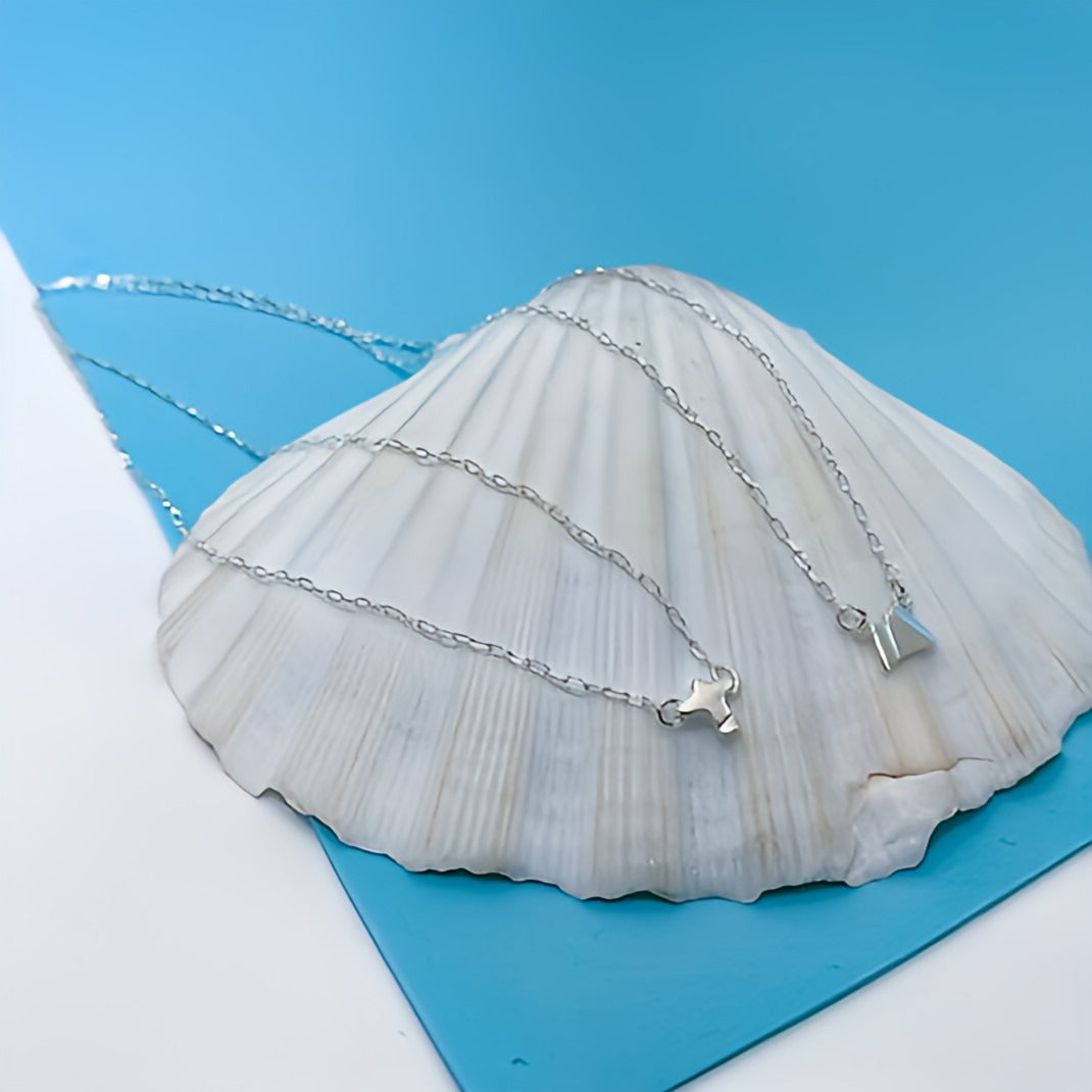 Escapulário Rio de Janeiro LifeCharm em Prata 925: Energia Vibrante e Beleza Icônica