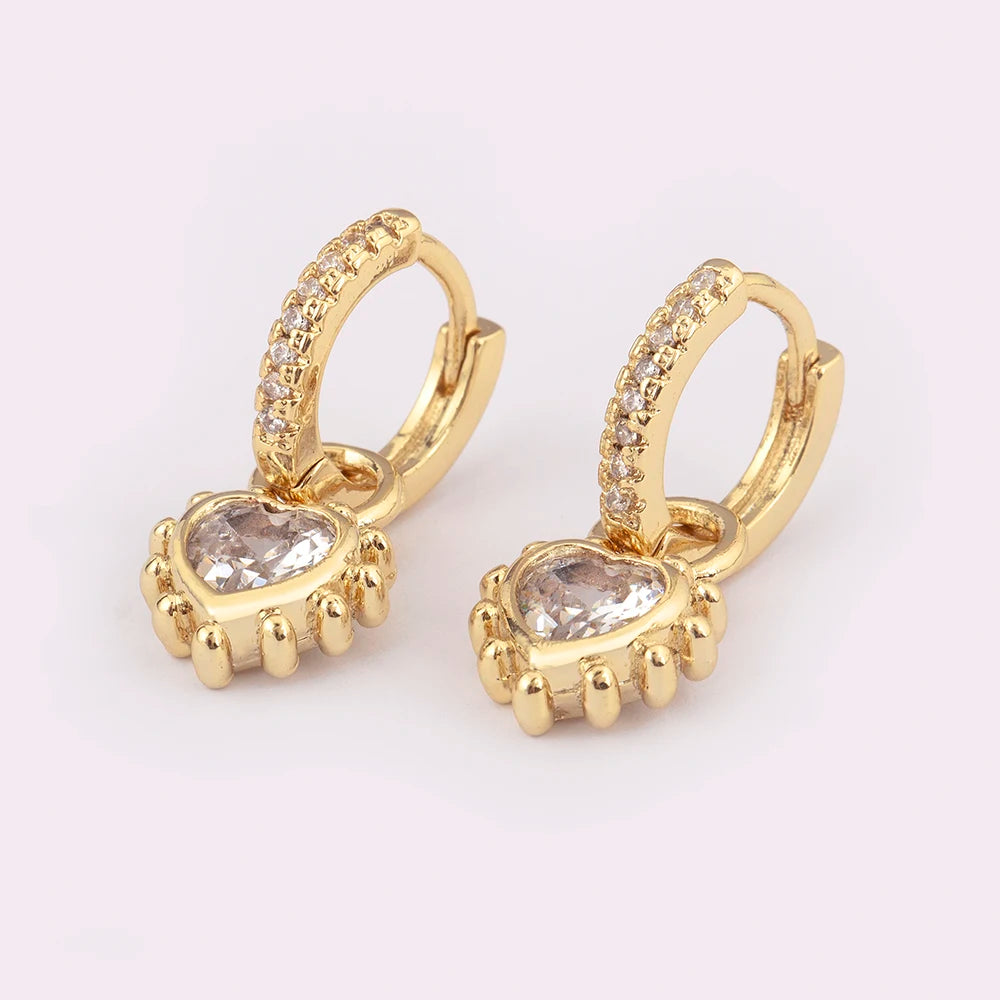 Brinco Love Lumière – Argola com Coração Cravejado