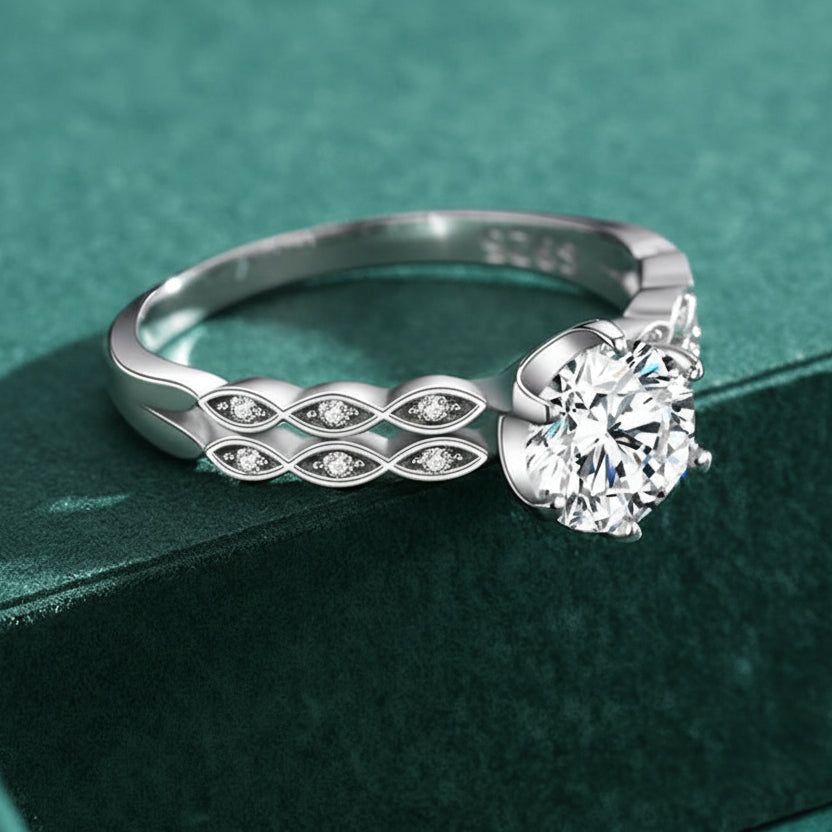 Anel Solitário Feminino Prata 925 Brilhante