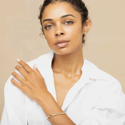 Colar Letra Inicial Personalizada Dourado Feminino