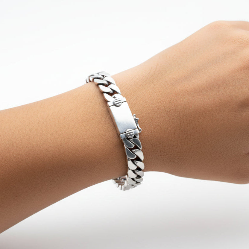Pulseira de Prata 925 - 8MM: Elegância e Versatilidade em Prata Pura