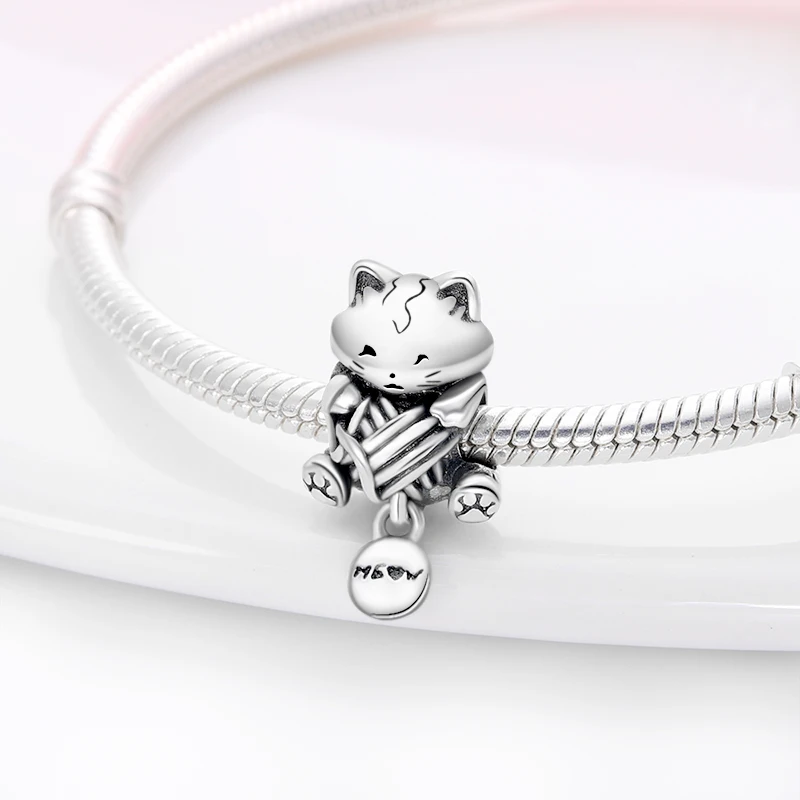 Berloque Gatinho Charm: Celebre o Encanto dos Felinos