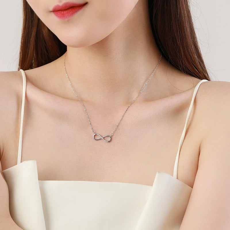 Colar do Infinito LifeCharm em Prata 925 com Zircônia Clara: Elegância e Sofisticação