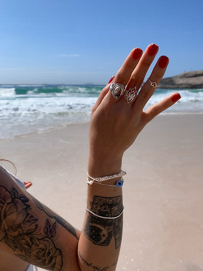 Anel Falange de Coração LifeCharm em Prata 925: Delicadeza e Encanto