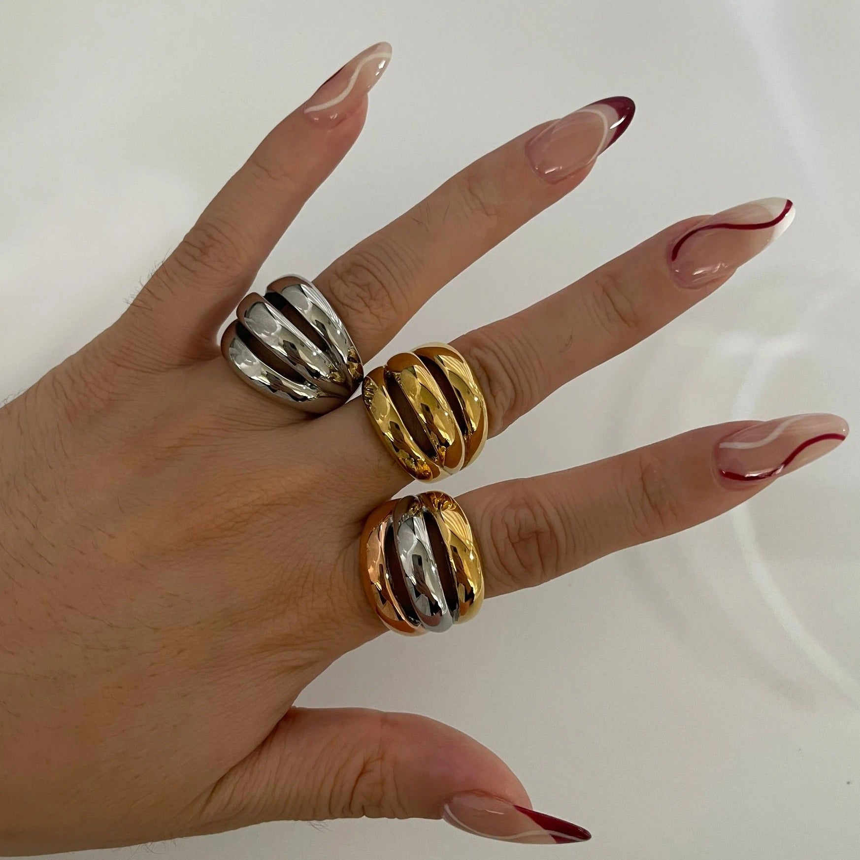 Anel Trifecta Antigo Grosso