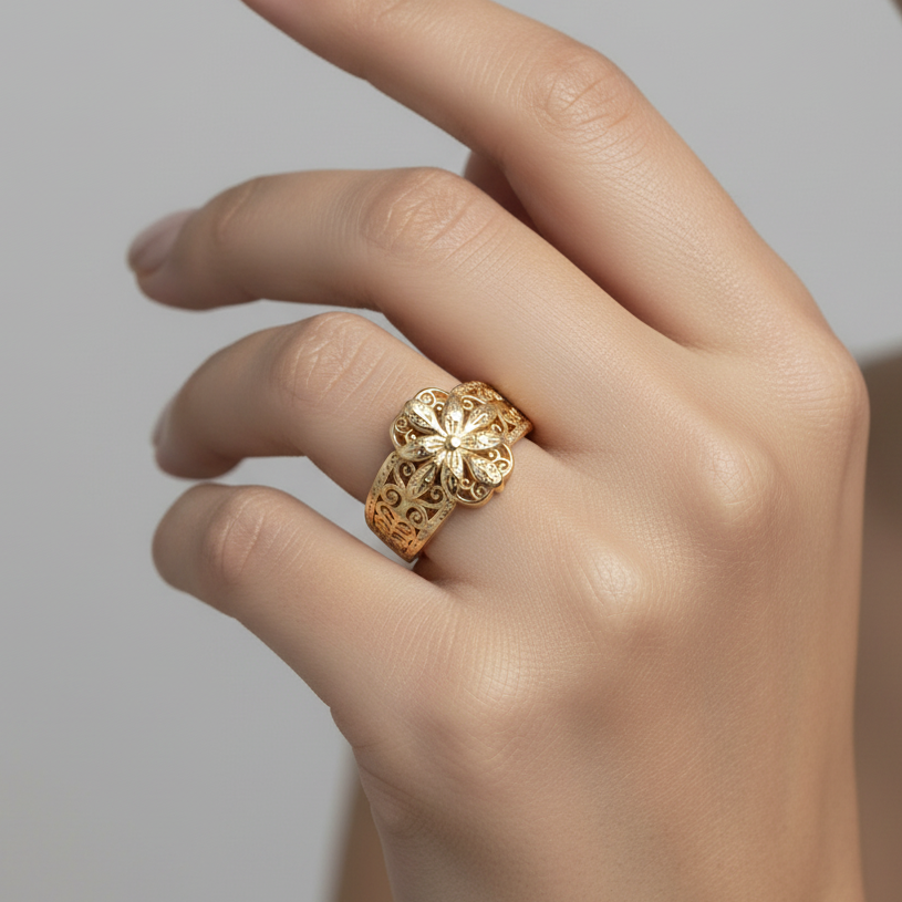 Anel Floral Dourado Arabesco Elegance