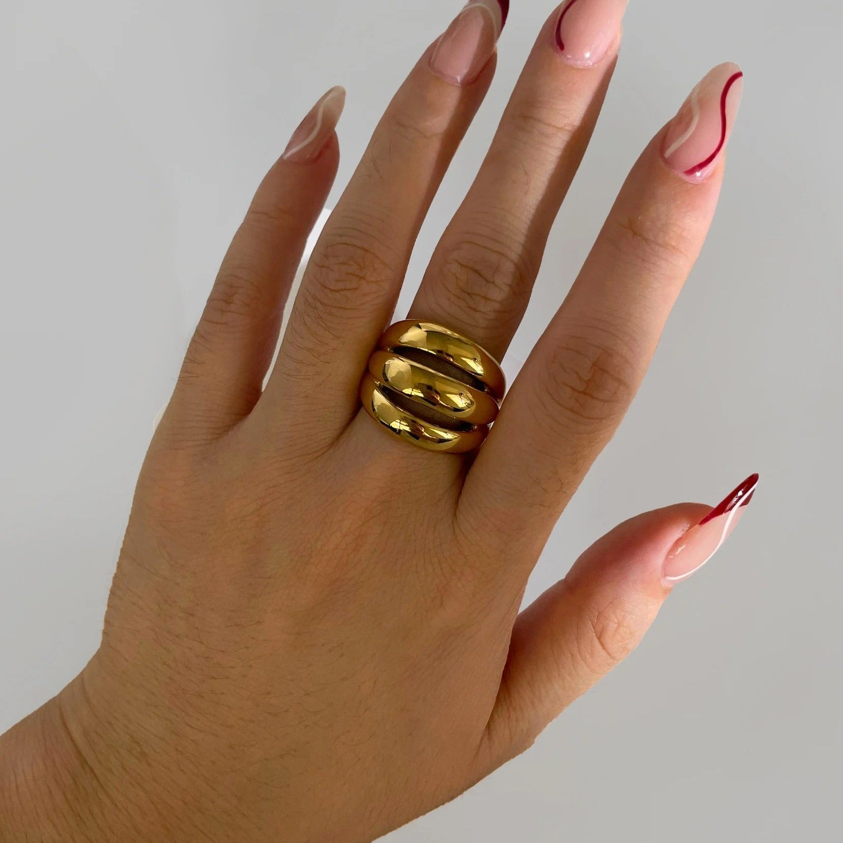 Anel Trifecta Antigo Grosso